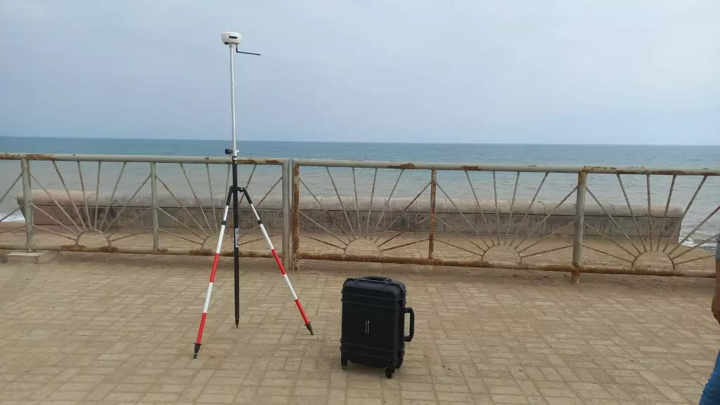 The X5R Plus GNSS Receiver in LOCAL NTRIP mode